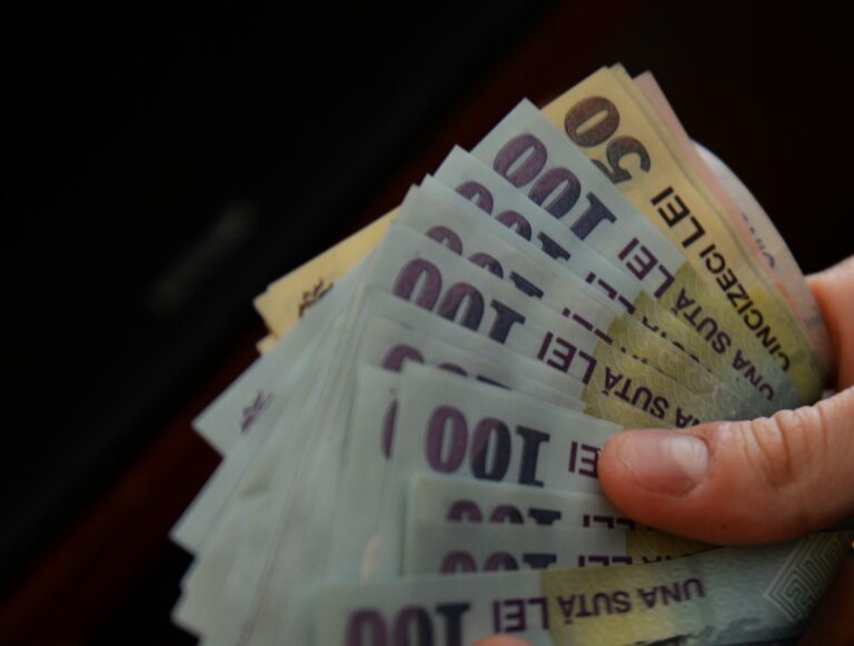 Un antreprenor din Vaslui a fost ținta unui escroc, sunt 12 persoane înșelate în România. ”Cer ajutorul Poliției”. 