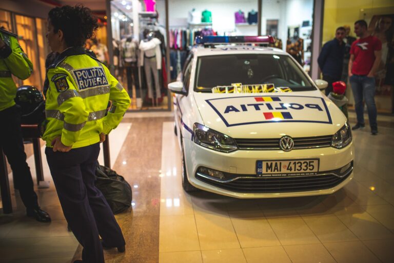 Luni este Ziua Poliției Române. Expoziție de tehnică și multe surprize, la Silver Mall Vaslui, de la ora 12.00