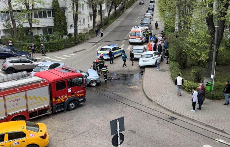 Accident în Vaslui, înainte de Înviere. Un șofer de Galați a ignorat semnul ”STOP”