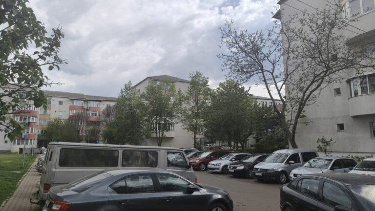 Se strică vremea în weekend! Cod Galben de ploi și furtuni, valabil și pentru județul Vaslui