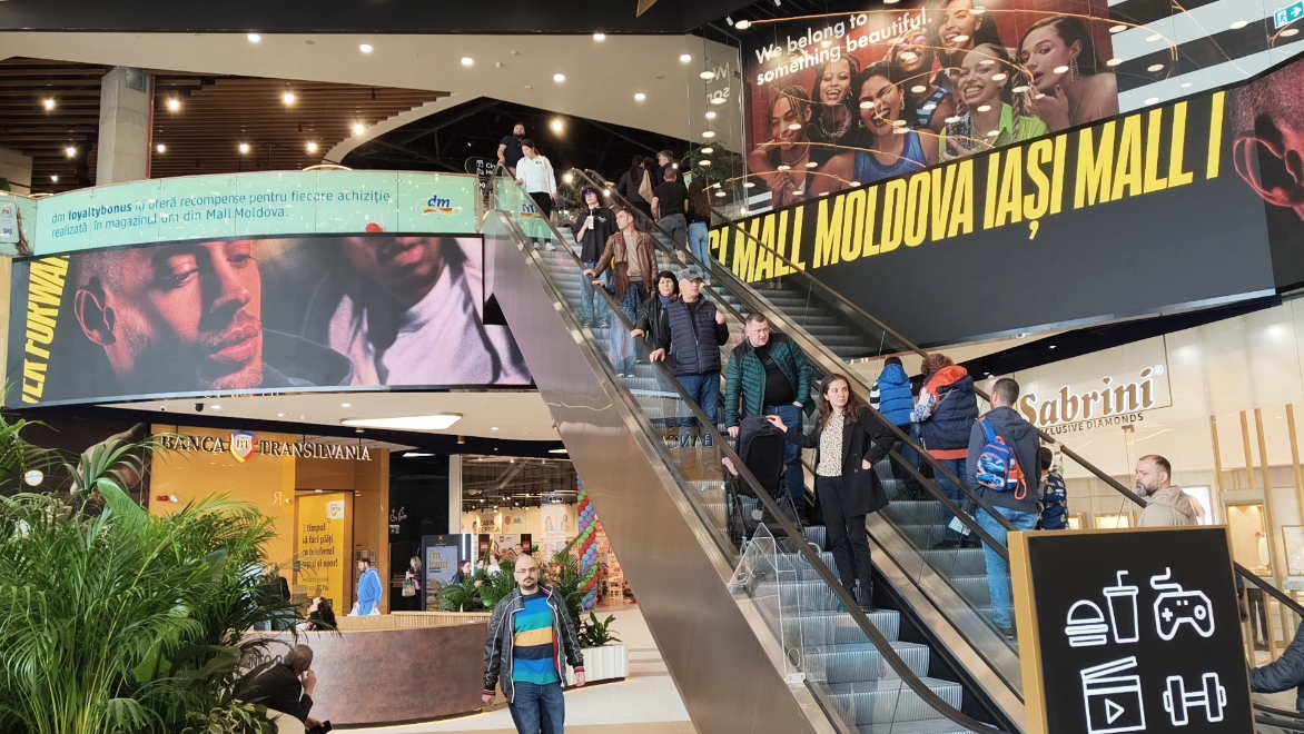 molodva mall 04127