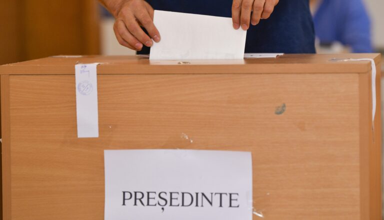 Ora 10.00. Vasluiul votează viitorul președinte! Peste 26.000 de vasluieni au votat deja