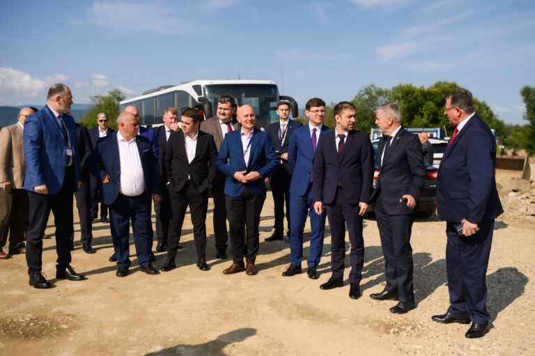 Județul Vaslui va ajuta la reconstrucția Ucrainei, președintele Ciprian Trifan a semnat acordul