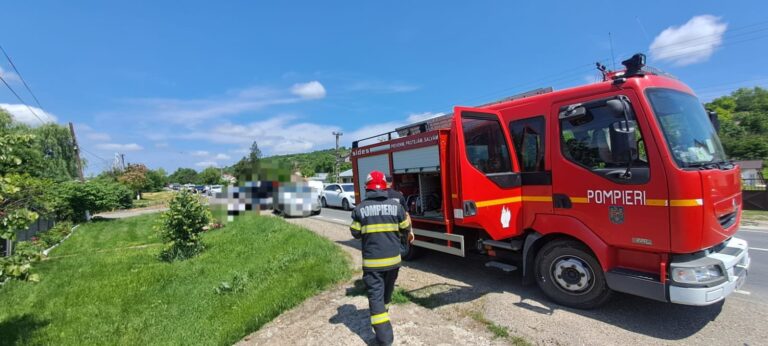 Trei mașini s-au ciocnit în lanț, pe DN 24, la Muntenii de Jos