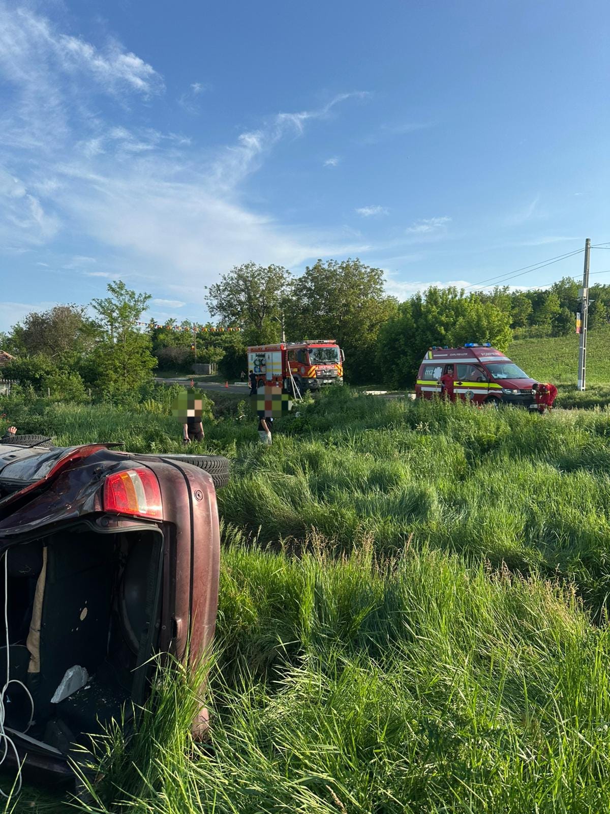 TERIBILISM ȘI INCONȘTIENȚĂ Patru tineri au fost la un pas de moarte, la Rebricea 1 accident rebricea ratesu cuzei 2201 4