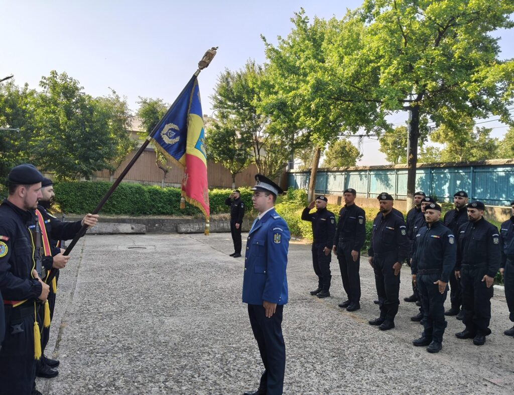 Poza pentru articolul Discuții cu tinerii interesați de cariera de ofițer de Jandarmi, la sediul IJJ Vaslui