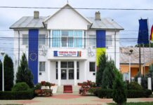 COMUNA FĂLCIU, Județul Vaslui, în calitate de beneficiar, anunță finalizarea proiectului „DOTAREA CU MOBILIER, MATERIALE DIDACTICE ȘI ECHIPAMENTE DIGITALE A UNITĂȚILOR DE ÎNVĂȚĂMÂNT PREUNIVERSITAR, DIN COMUNA FĂLCIU, JUDETUL VASLUI”