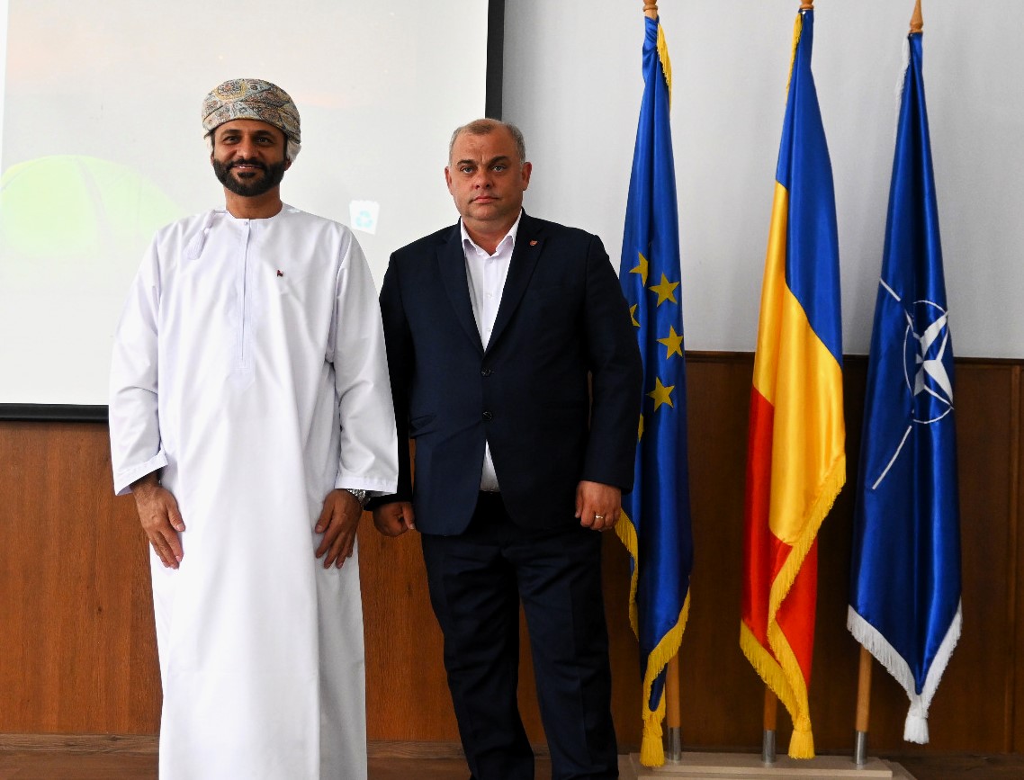 Un &#537;eic din Oman vine &icirc;n ajutorul fermierilor vasluieni, &icirc;n plin&#259; secet&#259;