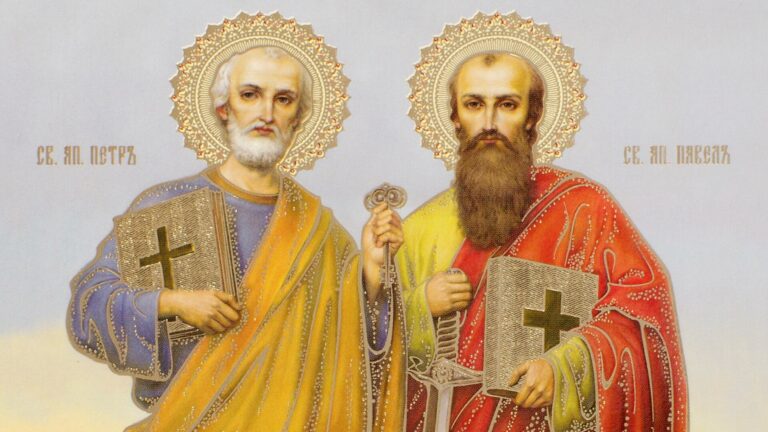 Mii de vasluieni sărbătoresc, astăzi, de ziua Sfinților Apostoli Petru și Pavel. La Mulți Ani, sărbătoriților!