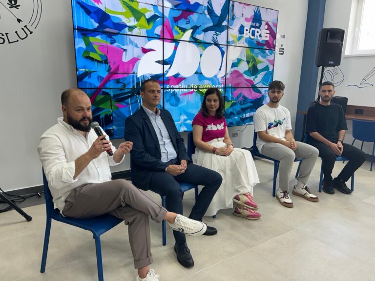 ZBOR, spațiu de explorat dezvoltat de BCR, a deschis al optulea centru pentru tineri, la Vaslui