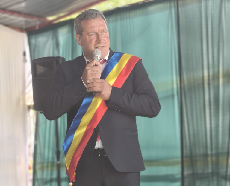 Este ziua de naștere a primarului comunei Ștefan cel Mare! La Mulți Ani, domnule Mihai Moraru!