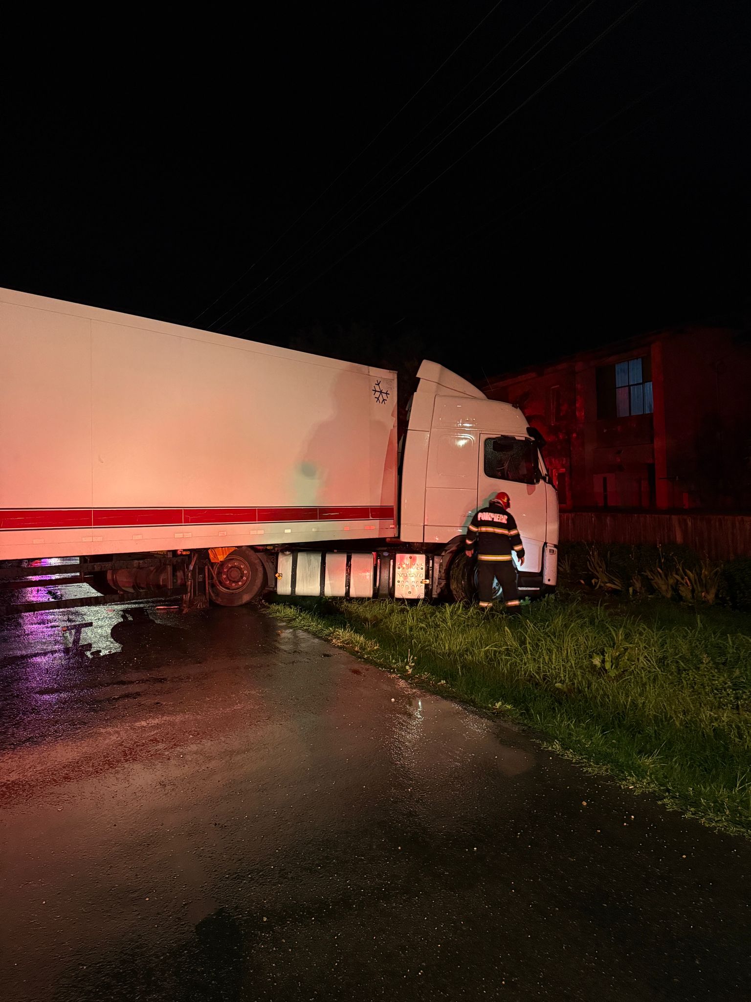 accident TIR Tutova 11