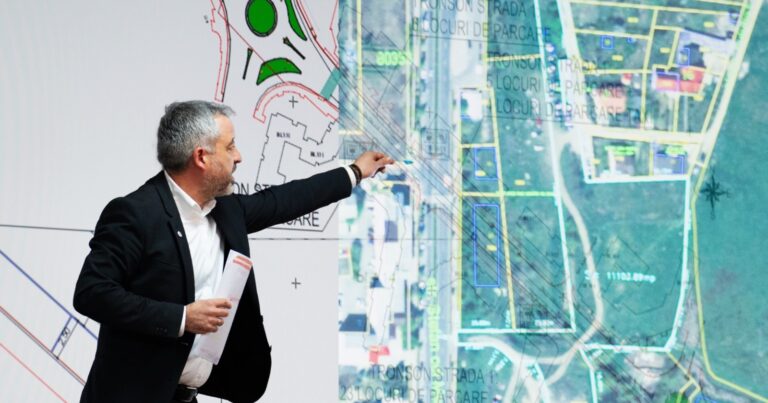 Din august, parcare cu plată pentru mașini, pe strada principală a Vasluiului. Cât va costa ora