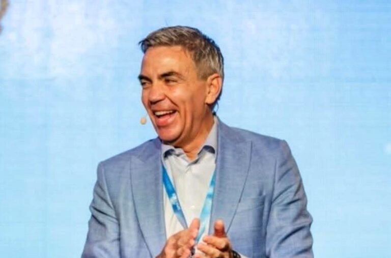 Deputatul Solomon cere demiterea vicepremierului Anastasiu: ”Destul! Ori el, ori noi”