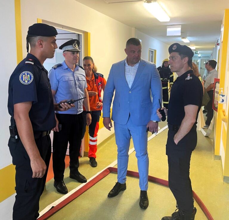 Cum a coordonat prefectul Eduard Popica exercițiul privind incendiu de amploare la SJU Vaslui