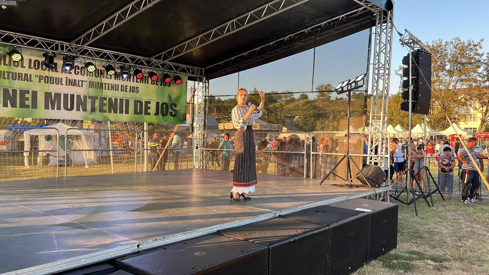 Ansamblul Plăieșii și solista Nico concertează la Ziua Comunei Muntenii de Jos, duminică 1 480481800 1184633763030835 3896173673536259751 n