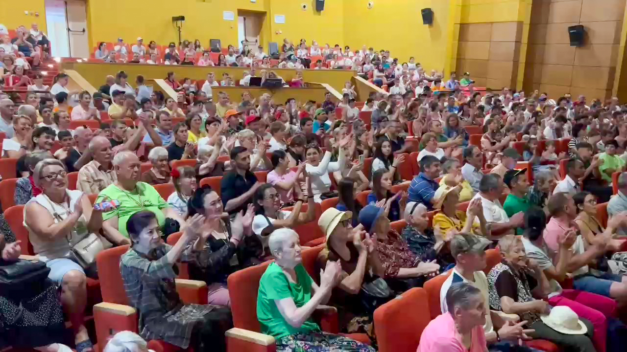 hora din trabuni copii dizabilitati 2