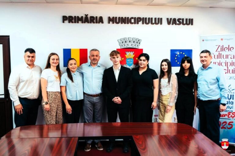 Un licean din Vaslui va fi ”Primar pentru o zi”. Mesajul primarului Braniște pentru cei șase candidați