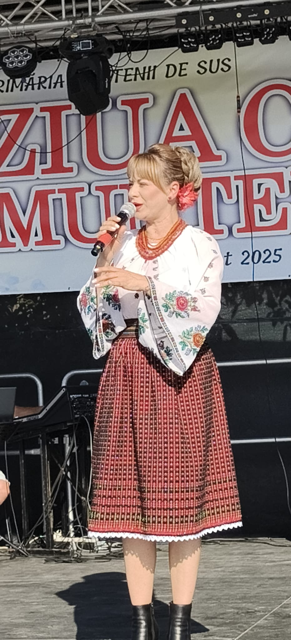 nadia duluman 220