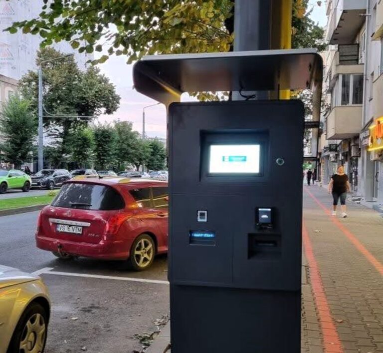 Au fost montate parcometrele la Vaslui. Război online între cetățeni și Primărie