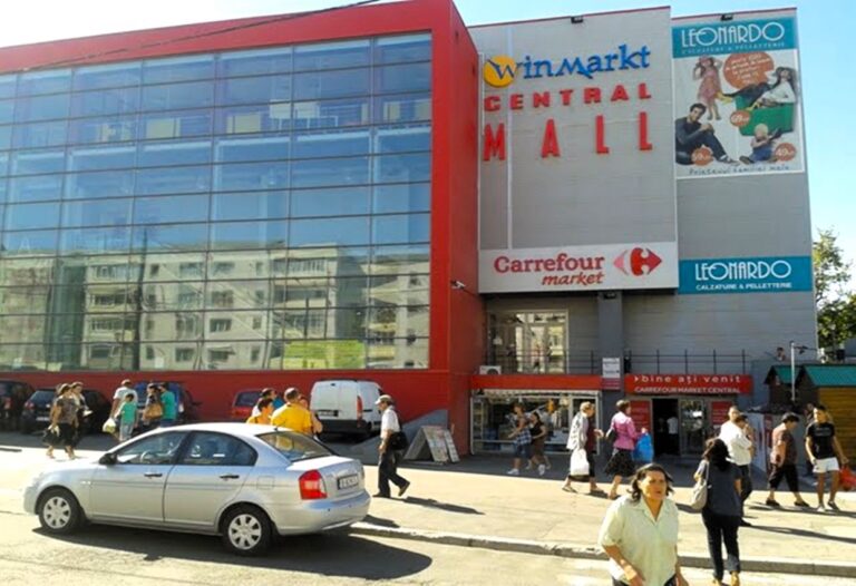 A fost vândut Winmarkt Central Vaslui. Vezi cine sunt noii proprietari