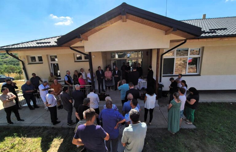 VIDEO A fost inaugurat dispensarul medical din comuna Ștefan cel Mare, unul dintre cele mai frumoase din județ