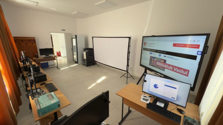 A fost inaugurată biblioteca digitală din comuna Fălciu