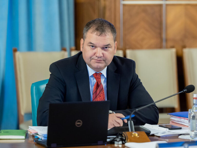 VIZITĂ Ministrul Dezvoltării, Cseke Attila, vine, marți, în orașul Murgeni