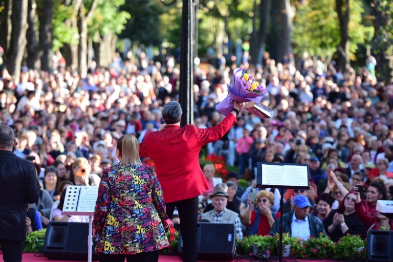 Peste 3.000 de vasluieni au participat la concertul Fuego, în Parcul Copou