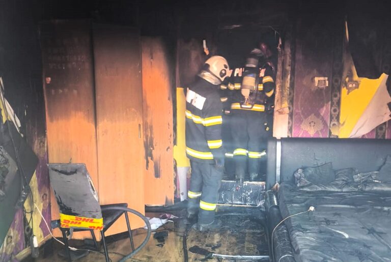 Incendiu în zona Donici, la Vaslui, duminică seara. Ce anume a declanșat incendiul