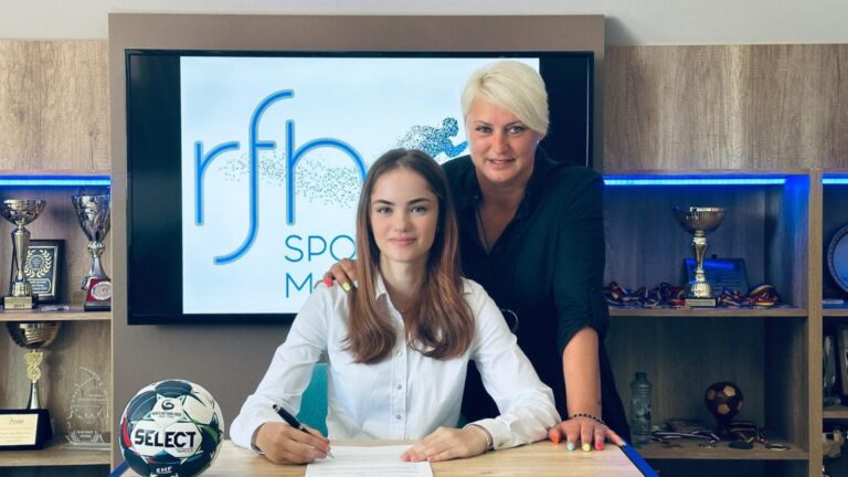 Ioana Vartolomei, fiica primarului comunei Muntenii de Sus, a semnat cu RFH Sports&Management