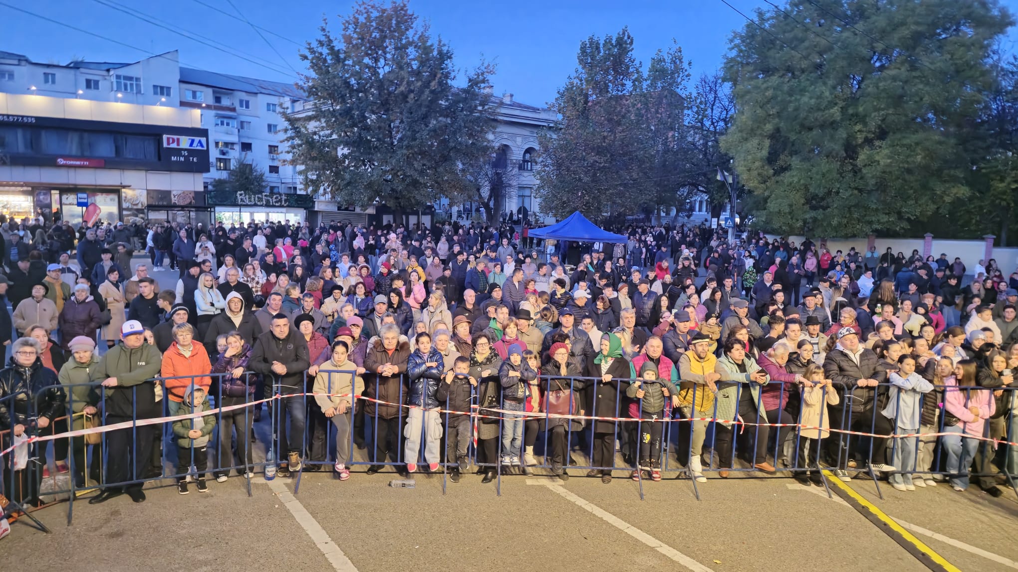 zilele husului 25