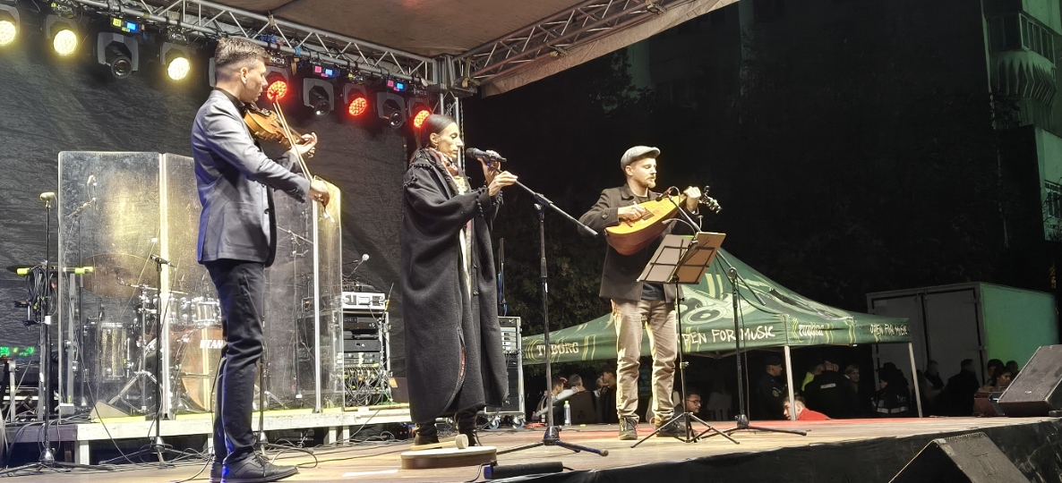 zilele husului 36