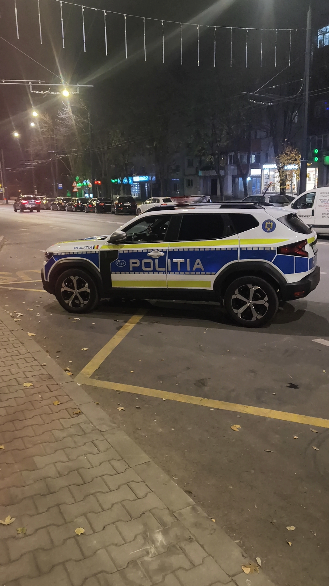 FOTO, VIDEO Intervenție pe strada Traian, la Vaslui, persoană blocată în casă 9 IMG20251101195634 01