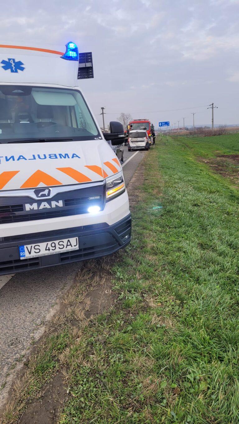 Accident foarte grav, în comuna Poienești. O femeie a ajuns la Urgențe
