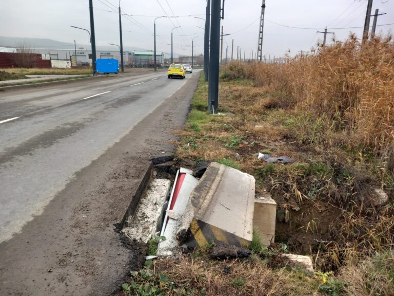 Lucrări de mântuială, la Vaslui, pe varianta de ocolire spre Zona Industrială