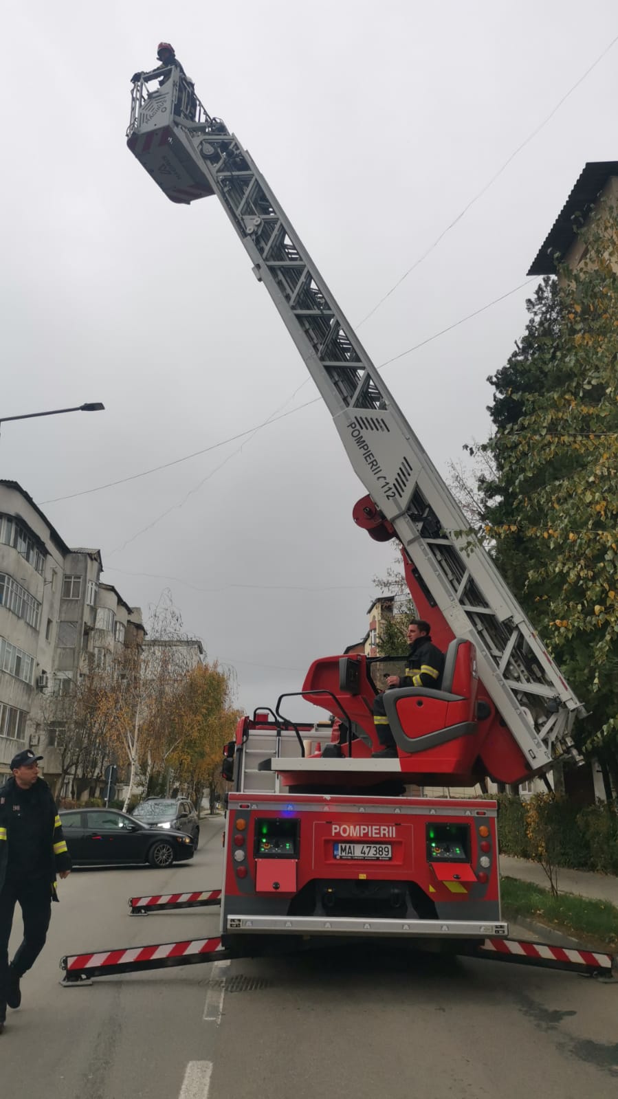 pompieri isu autoscara barlad 91