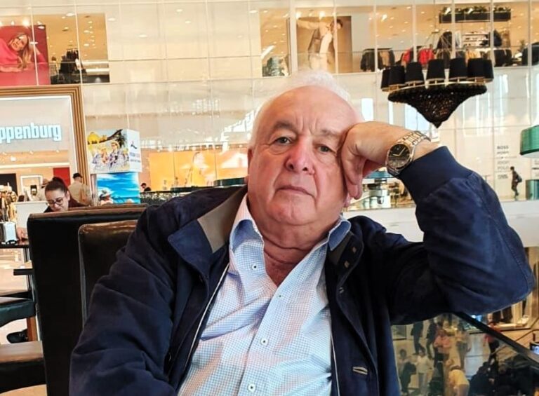 Este ziua de naștere a unui constructor care a scris istorie la Vaslui! La Mulți Ani, Antonel Hurduc!