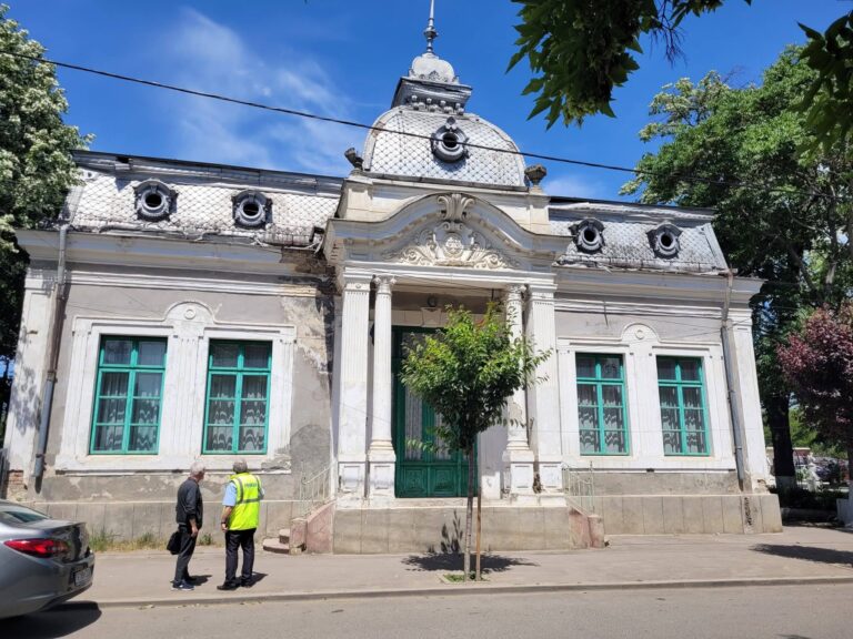 O clădire-simbol a Bârladului va fi reabilitată cu fonduri europene. ”Respect pentru istoria orașului”