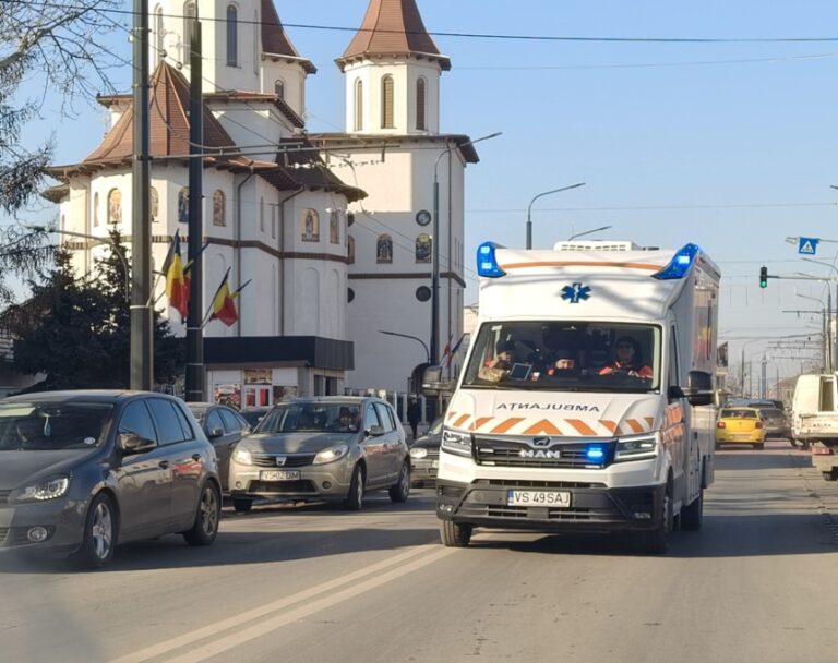 Mesaj de Serviciul de Ambulanță Județean Vaslui: ”Consumați cu moderație, în aceste zile de sărbătoare”
