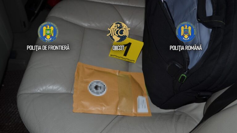 Traficant de droguri, cu dublă cetățenie, prins la Vama Albița