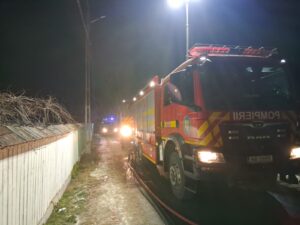 incendiu valeni 227