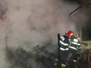 incendiu valeni 229