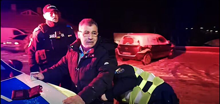 Primarul din Mălușteni, reținut după ce a fost prins beat la volan