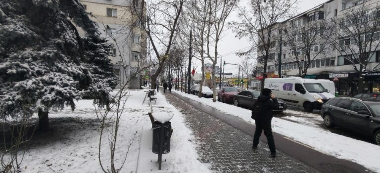 Se întorc ninsorile și temperaturile scăzute. Cum va fi vremea, în următoarele zile