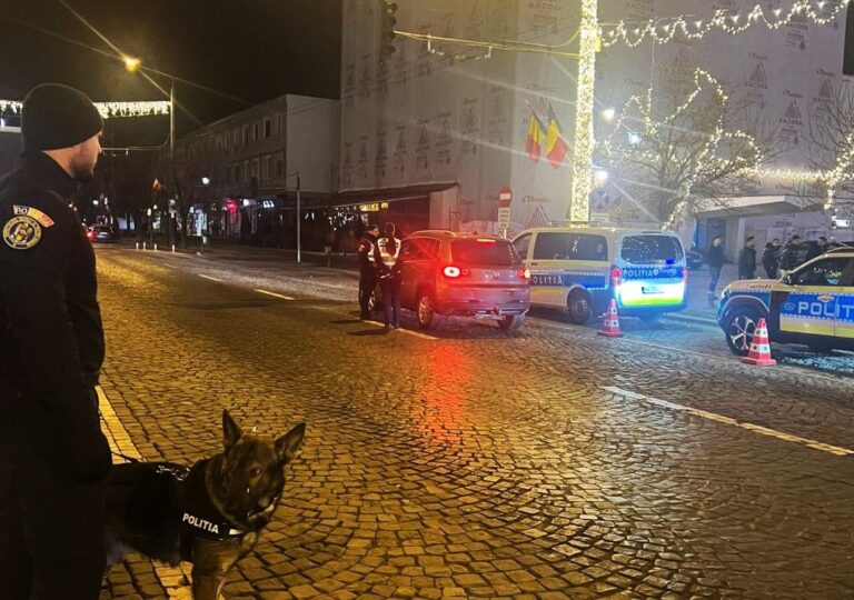 Peste 25.000 de apeluri la 112, anul trecut, primite din satele vasluiene