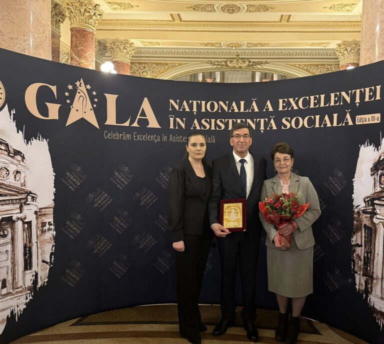 Primarul Comunei Hoceni a fost desemnat ”Personalitatea Anului în România”! Felicitări, dle Vasile Țabâră!