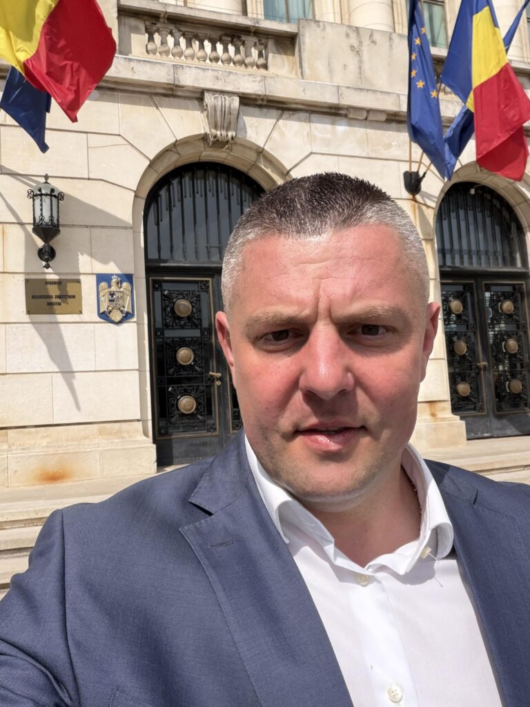 Ce mesaj a transmis Eduard Popica, după demisia din postul de prefect al județului Vaslui