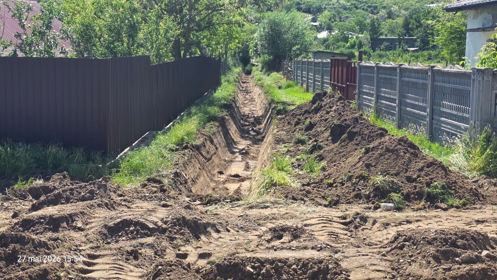 Drumurile din satul Vinderei rezistă după ploile abundente. Lucrările intră în faza finală 2 709723254 4202360340012130 6541285320327423145 n