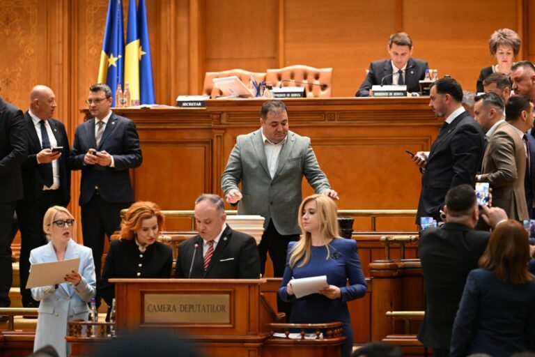 Vom avea un nou Guvern, Bolojan a fost demis. Ce declarații au făcut liderii PSD Vaslui